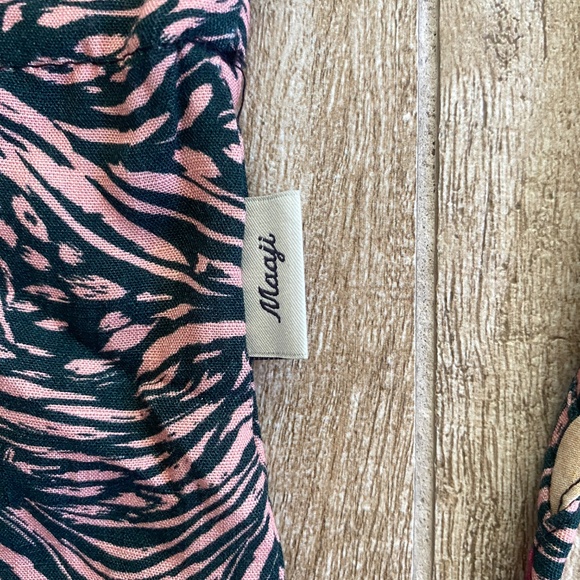 Maaji Phone Crossbody - Picture 3 of 5